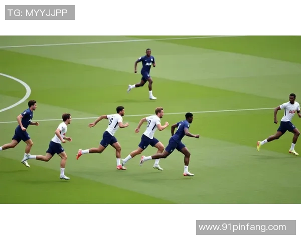 足球天才小罗的传奇时刻与精彩瞬间海报展示 足球天才小罗的传奇时刻与精彩瞬间海报展示